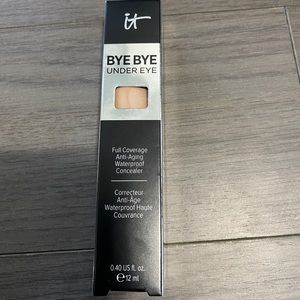 IT cosmetics concealer, medium neutral